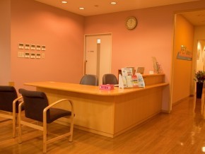 Quầy tiếp nhận – Bệnh viện Koga 21