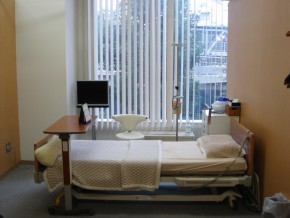 Treatment rooms in New City Osaki Clinic