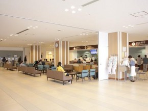 Lobby of Shonan Fujisawa Tokusyukai Hospital