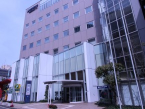 Exterior of Kanagawa Dental University Yokohama Clinic